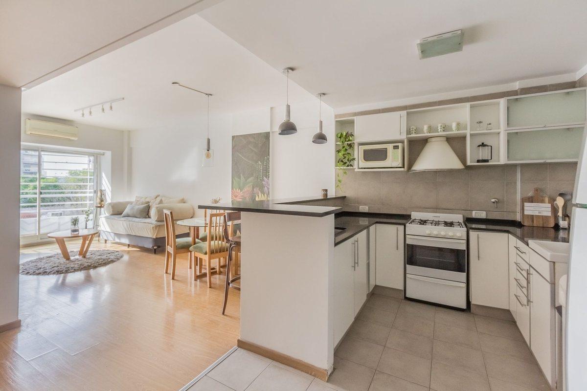 Foto de DEPARTAMENTO 3 AMB. C/ COCHERA- VILLA CRESPO, imagen 3