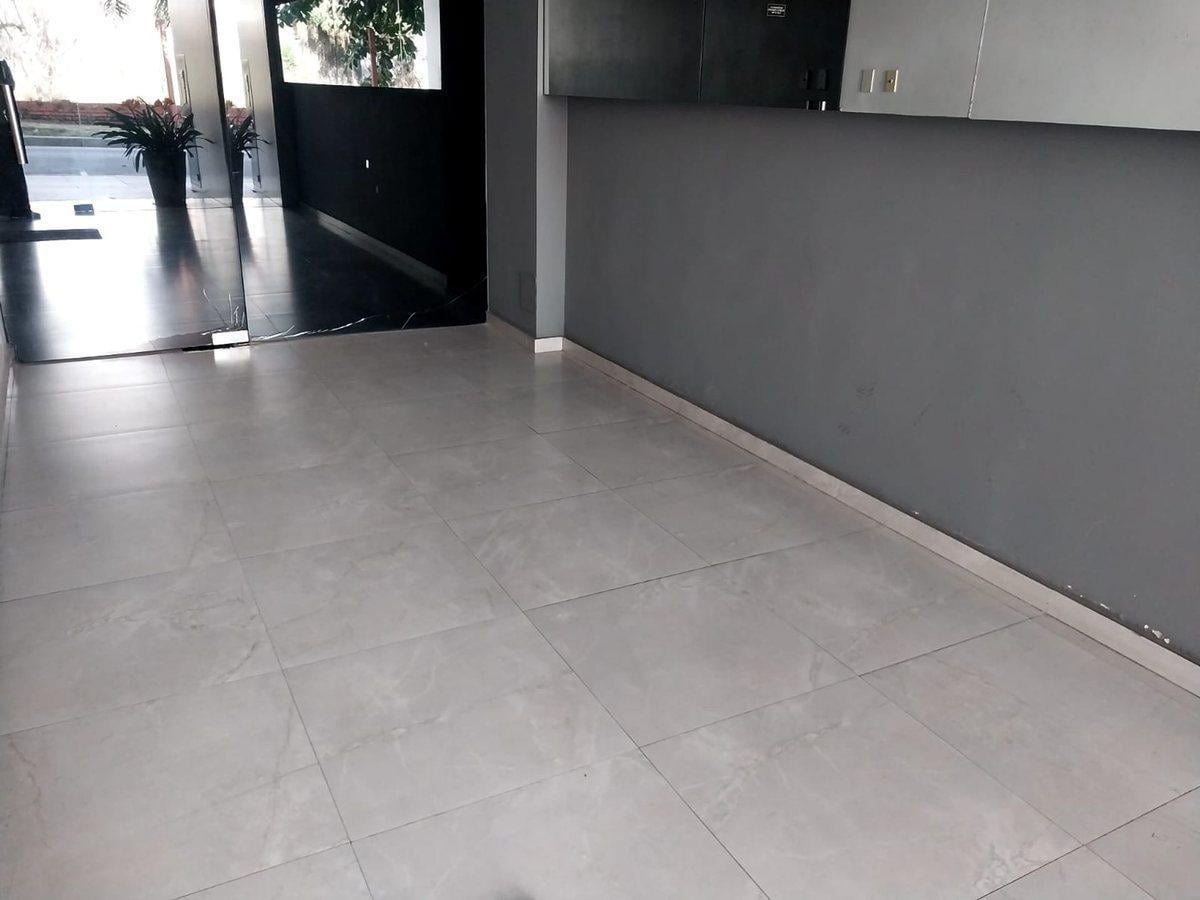 Foto de MONOAMBIENTE AMPLIO AL FRENTE CON BALCON, imagen 2