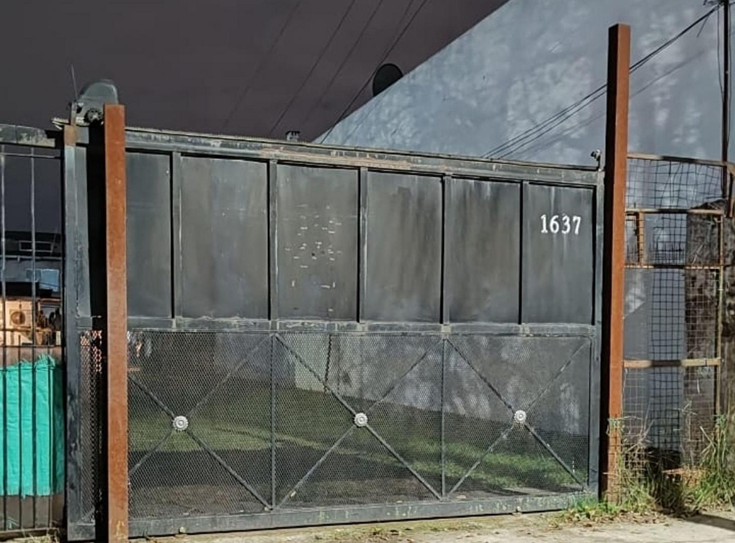 Foto de Venta, 2 Casas c/Terreno, Grand Bourg, imagen 1