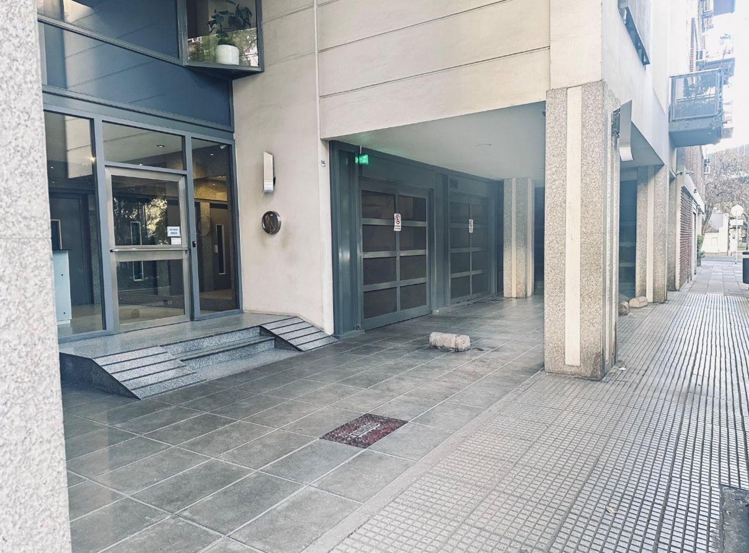 Foto de VENTA DEPARTAMENTO CON COCHERA PILETA GYM, imagen 4