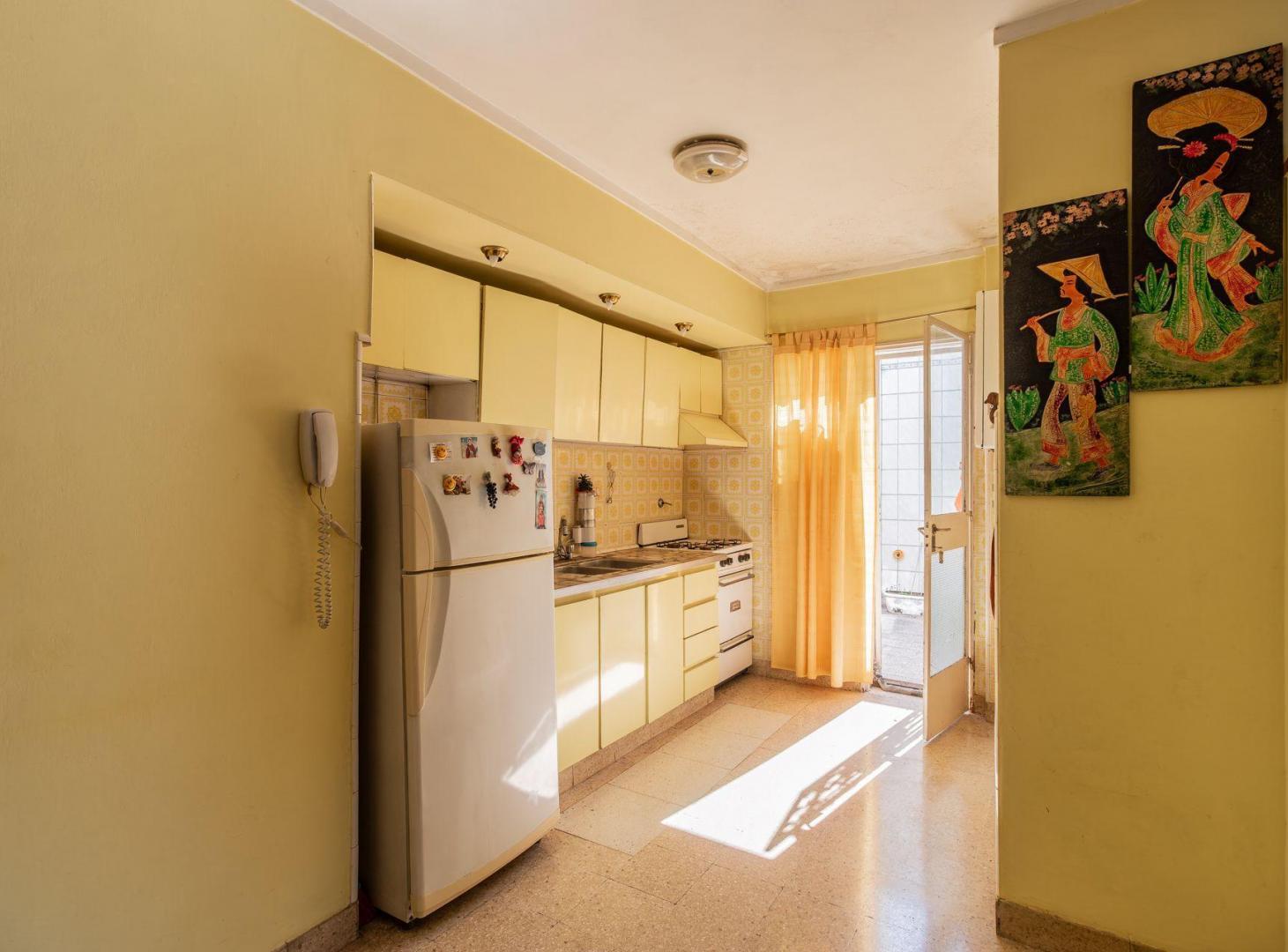 Foto de VENTA DOS AMB CON PATIO SIN EXPENSAS P. AVELLANEDA, imagen 1