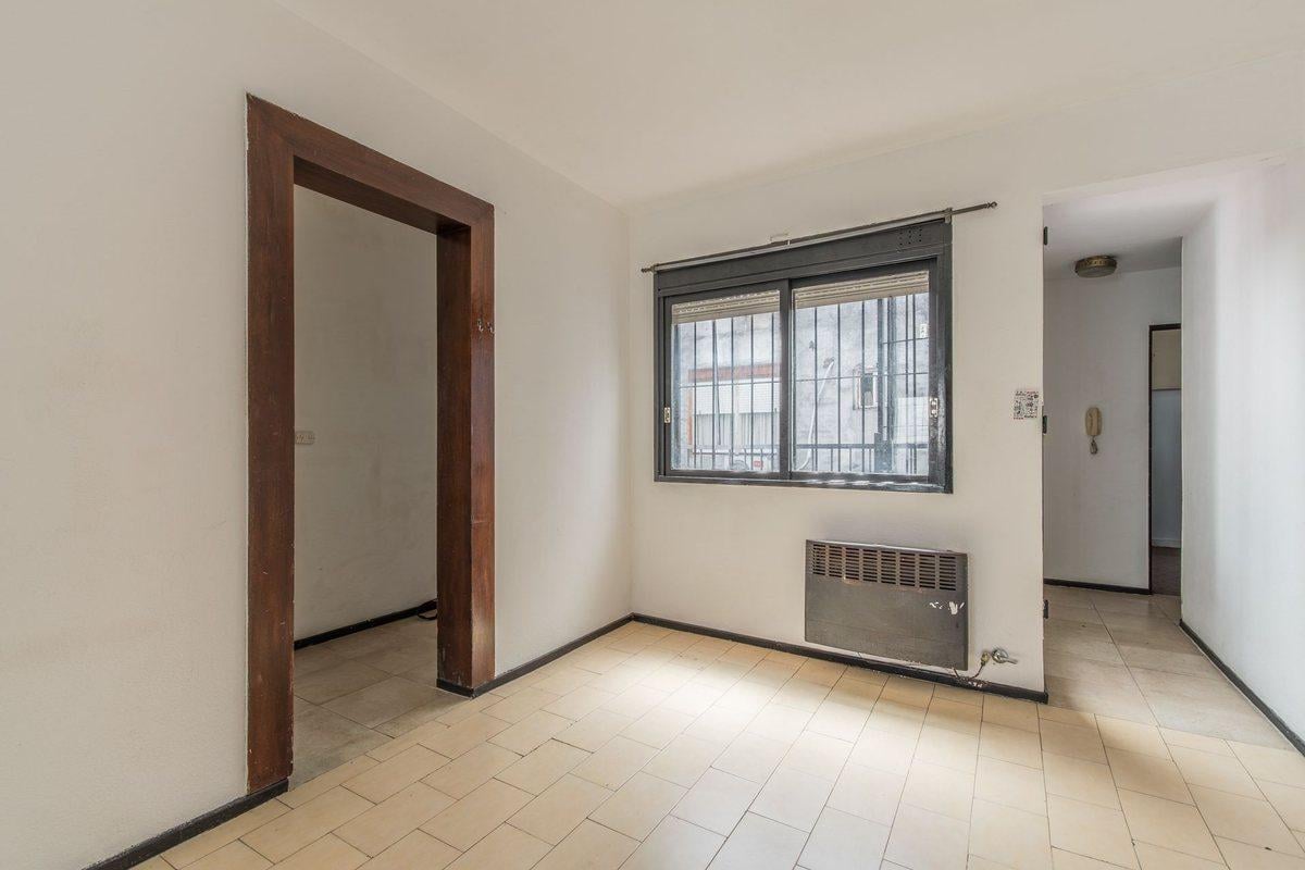 Foto de VENTA DEPARTAMENTO DOS AMBIENTES ZONA FACULTADES, imagen 3