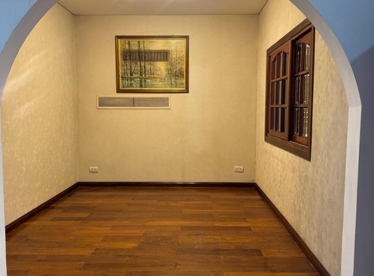 Foto de Venta casa 4 ambientes con pileta LLavallol, imagen 3