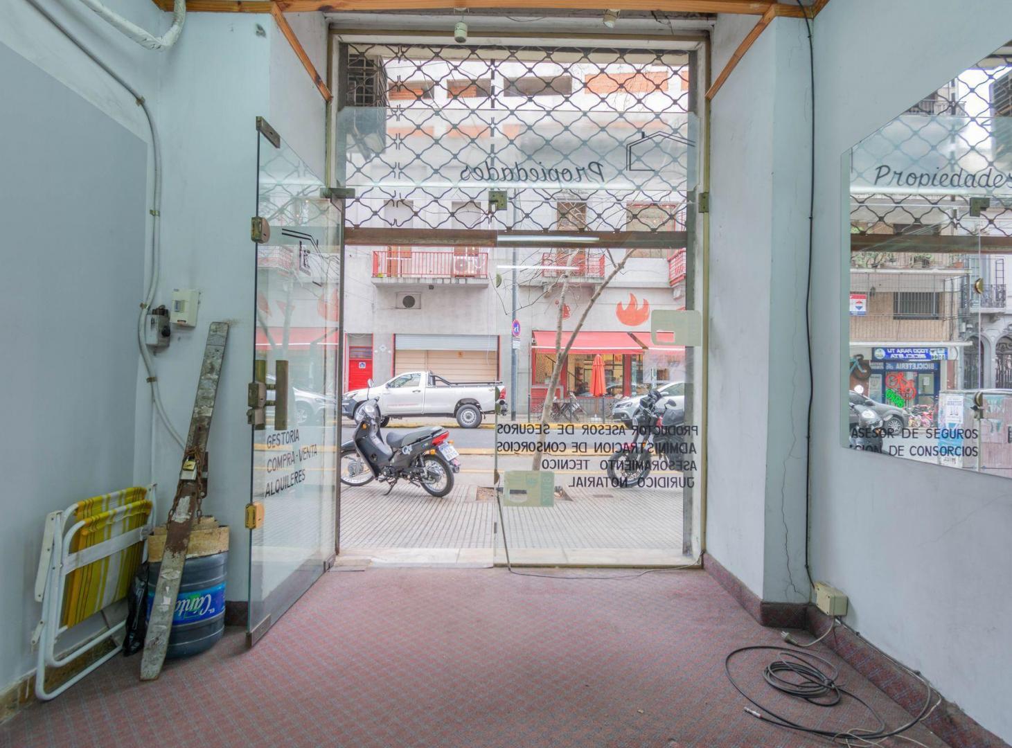 Foto de Venta Local a la calle Almagro, imagen 5