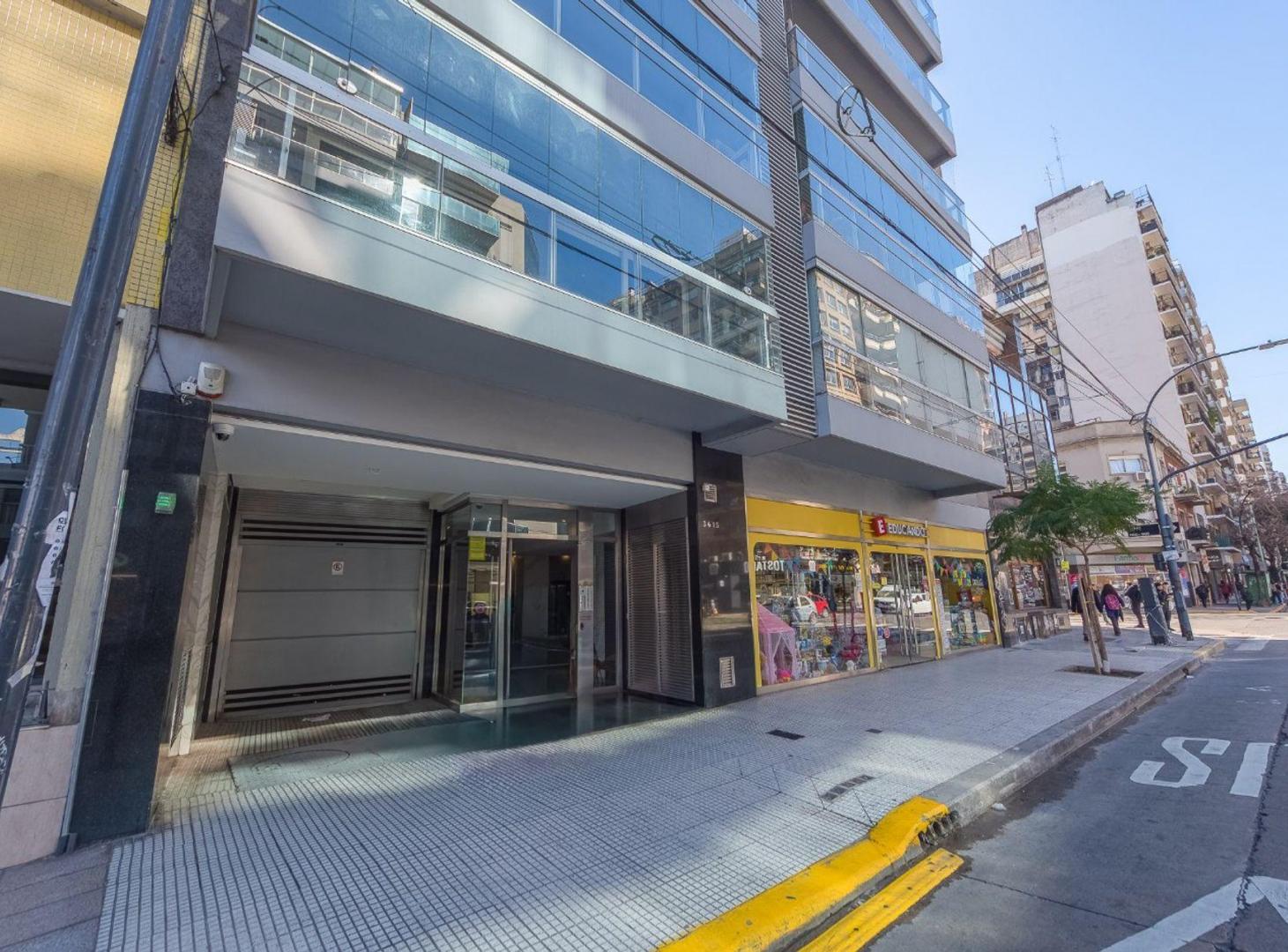 Foto de VENTA DEPARTAMENTO 3 AMBIENTES CON DEP COCH PILETA, imagen 2
