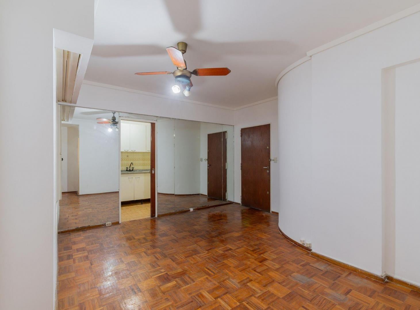 Foto de VENTA 2 AMBIENTES EN RECOLETA, imagen 1