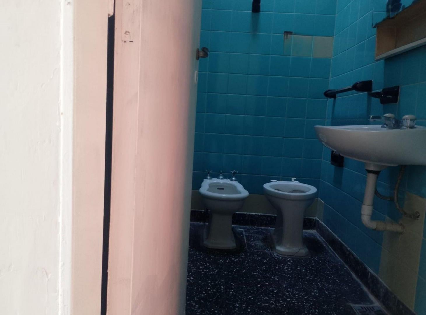 Foto de VENTA PH 2 AMBIENTES CON PATIO SIN EXPENSAS, imagen 3