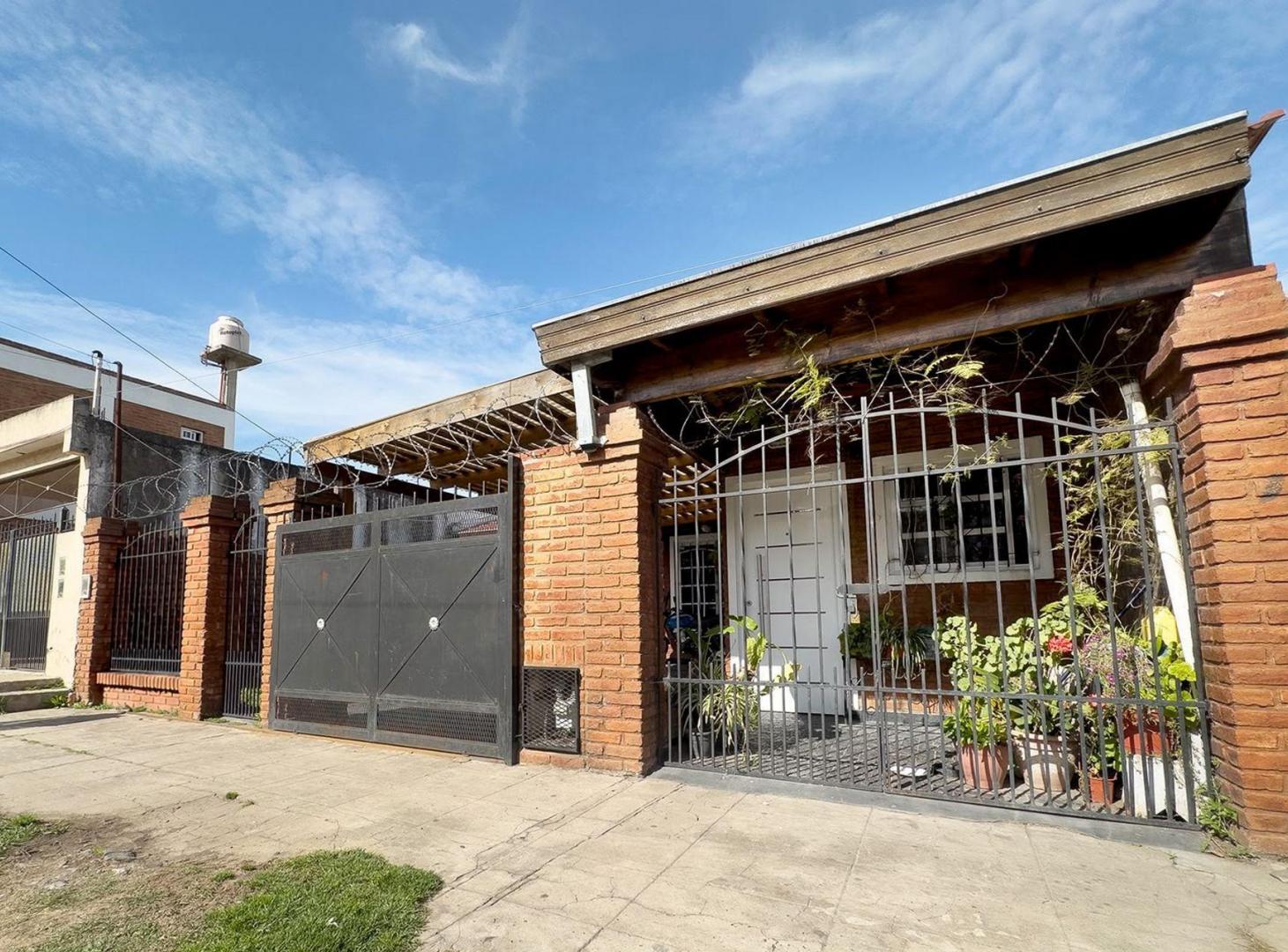 Foto de VENTA CASA ALTOS LAFERRER 6 amb COCHERA, imagen 3