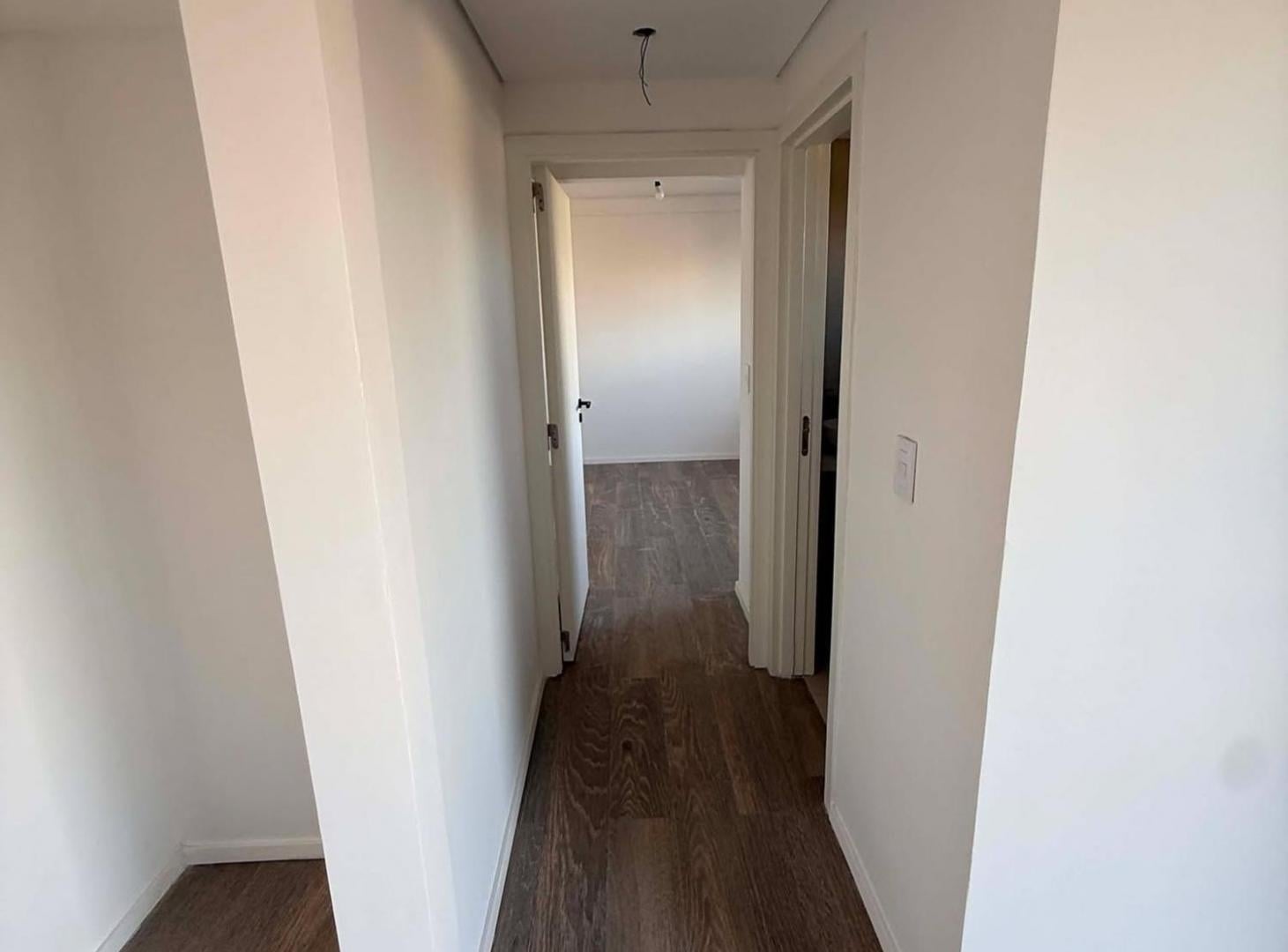 Foto de VENTA DEPTO 2 AMB A ESTRENAR EN HURLINGHAM, imagen 4