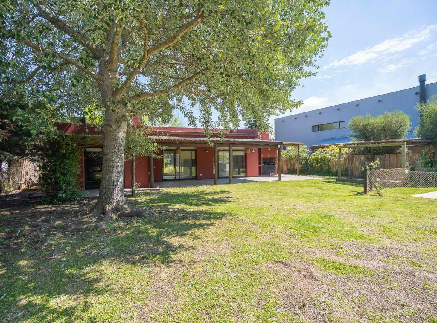 Foto de Casa 2 Dorm. c/ Pileta y Parque - Tigre, imagen 4