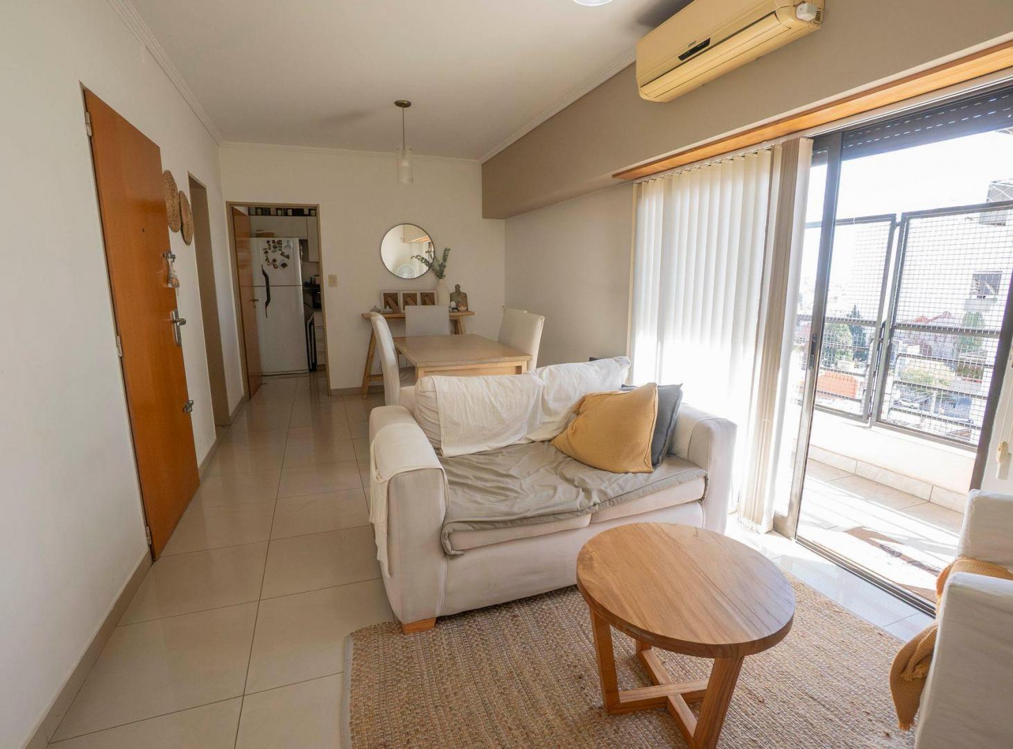Foto de VENTA TRES AMBIENTES CON BALCON EN WILDE, imagen 2