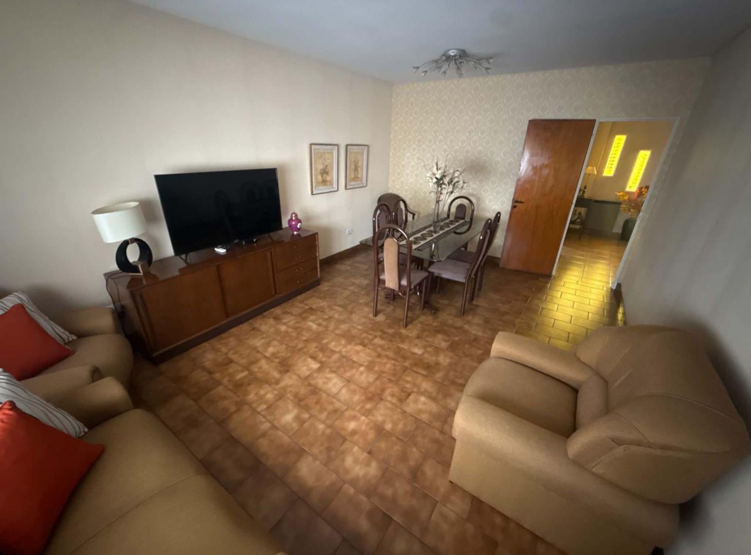 Foto de VENTA CASA 6 AMBIENTES CON COCHERA DOBLE SAN JUSTO, imagen 4