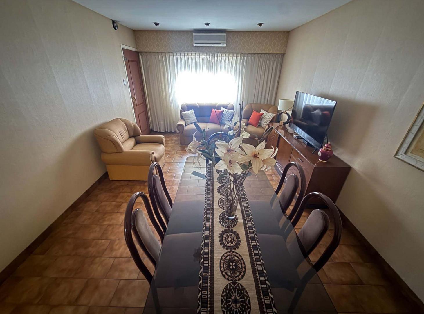 Foto de VENTA CASA 6 AMBIENTES CON COCHERA DOBLE SAN JUSTO, imagen 2