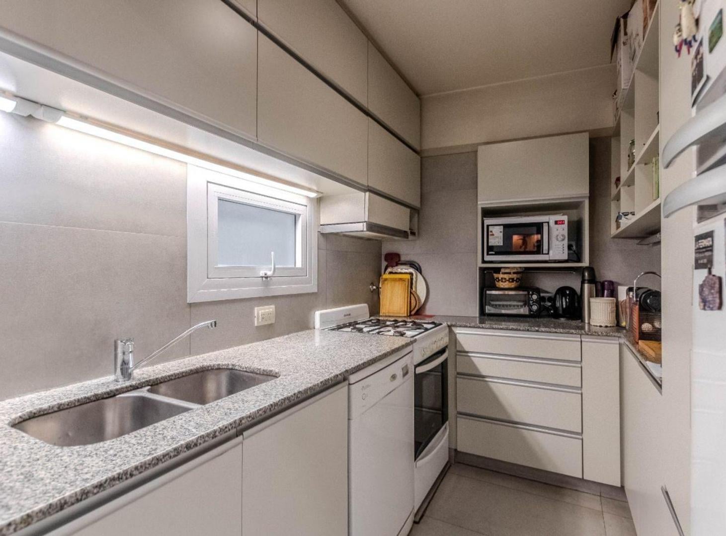 Foto de Venta Ph de 9 ambientes en Venta en Caballito, imagen 1