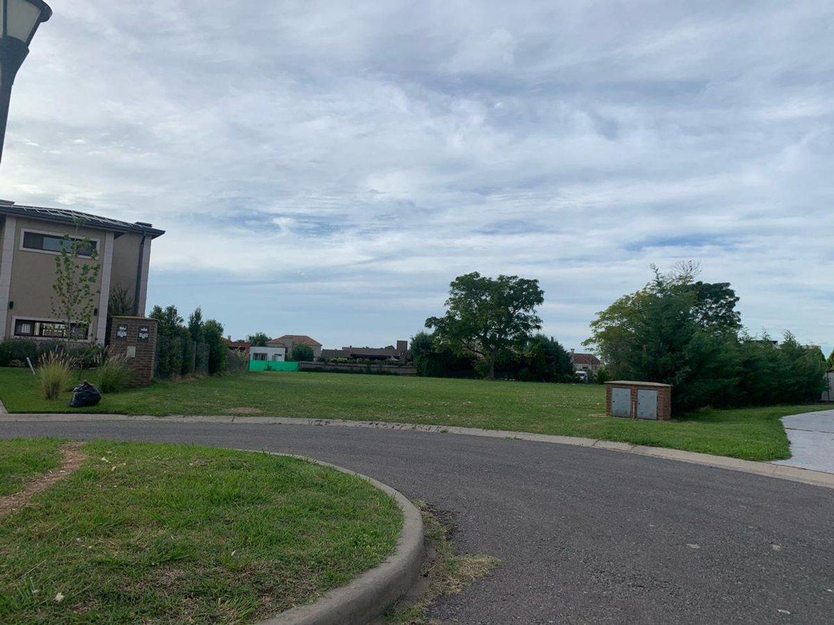 Foto de VENTA LOTE HARAS SANTA MARÍA BARRIO LOS ROBLES, imagen 1