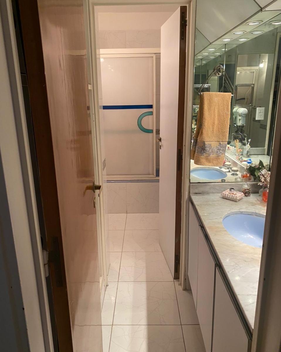 Oportunidad Piso 5 Ambientes Flores Excelente Baulera, Amenities, con 2 Cocheras 4