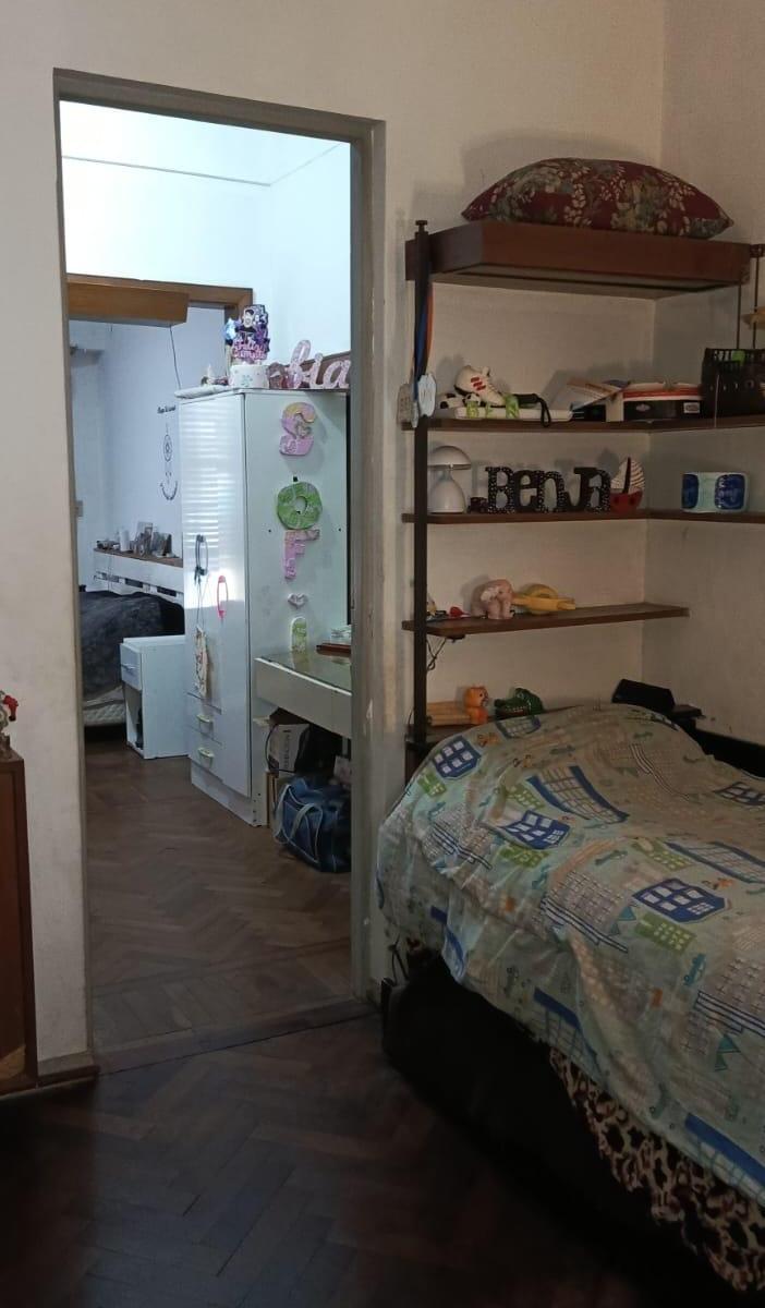 Oportunidad! Casa 5 Ambientes con Garage en Flores Apto Comercial 1