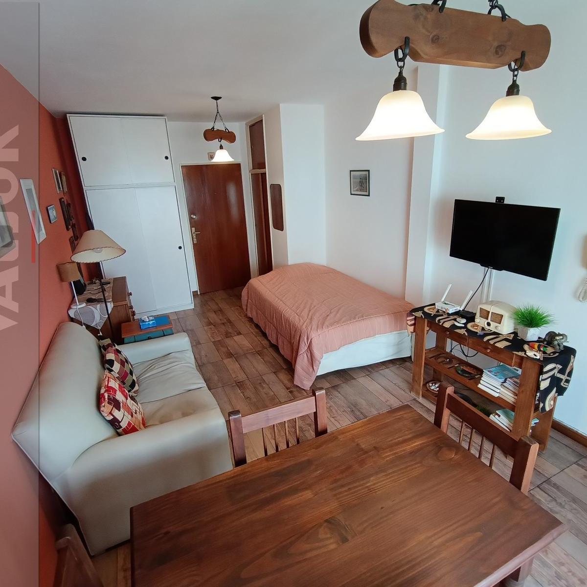 Monoambiente en Venta - Balcon - Apto Profesion 1