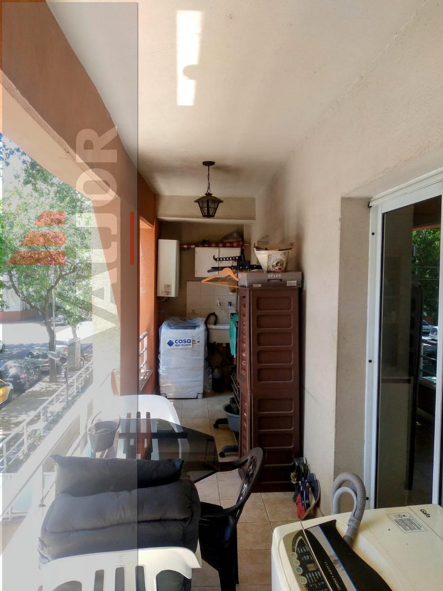 Departamento de 4 Ambientes con Balcón Corrido y Cochera Fija 1