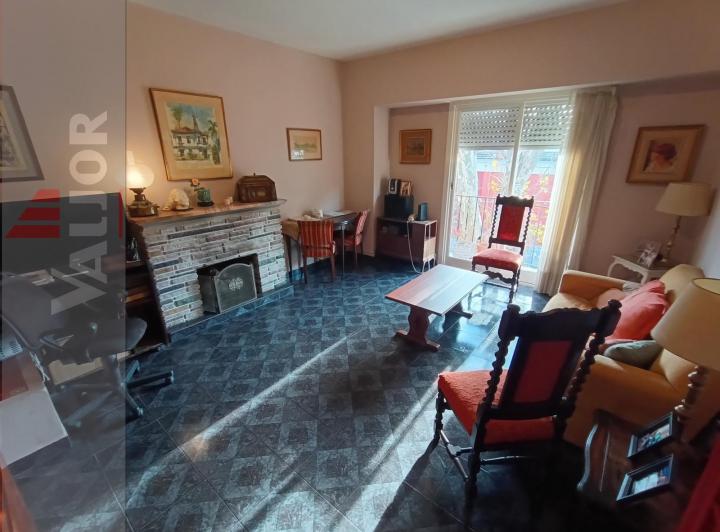 Departamento 4 amb - quincho - 265.49m2 tot. con local en planta baja - Parque Chas 2