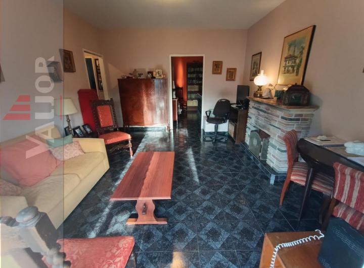Departamento 4 amb - quincho - 265.49m2 tot. con local en planta baja - Parque Chas 4