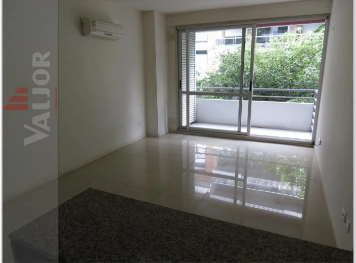 Departamento 2 ambientes con espacio guardacoche cubierto 2