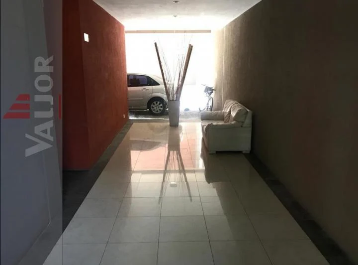 Excelente semipiso 2 ambientes al frente c/balcon 1 cuadra subte 5