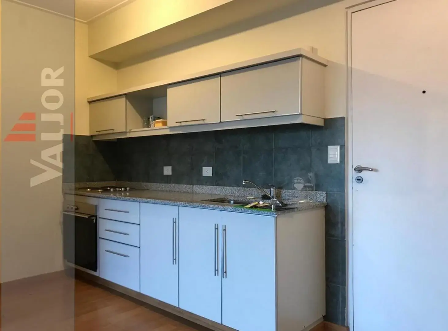 Departamento 2 ambientes con espacio guardacoche cubierto 5