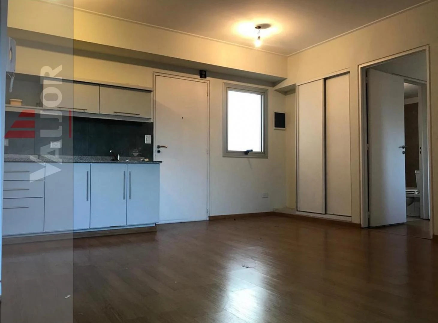 Foto de Departamento 2 ambientes con espacio guardacoche cubierto, imagen 3