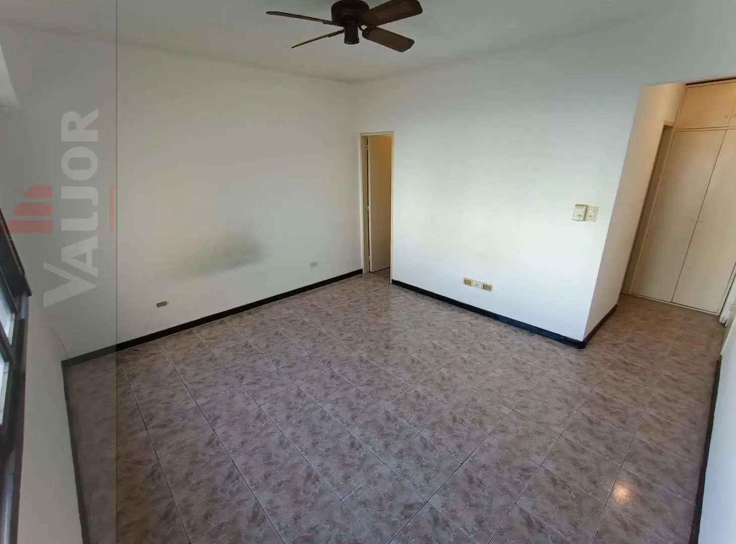 Departamento en Coghlan 2