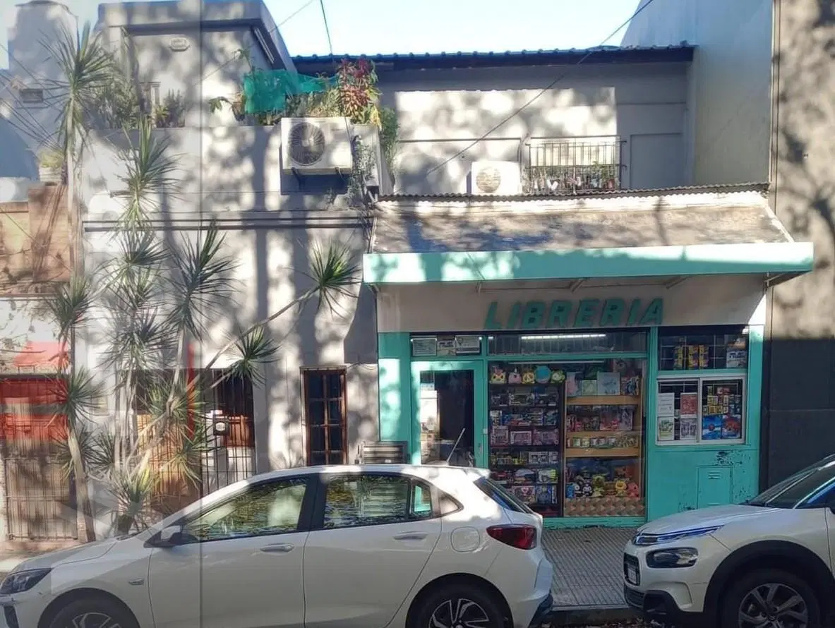 Casa con local y departamentos - Venta en block - Ideal inversor - Oportunidad - Villa Urquiza 2