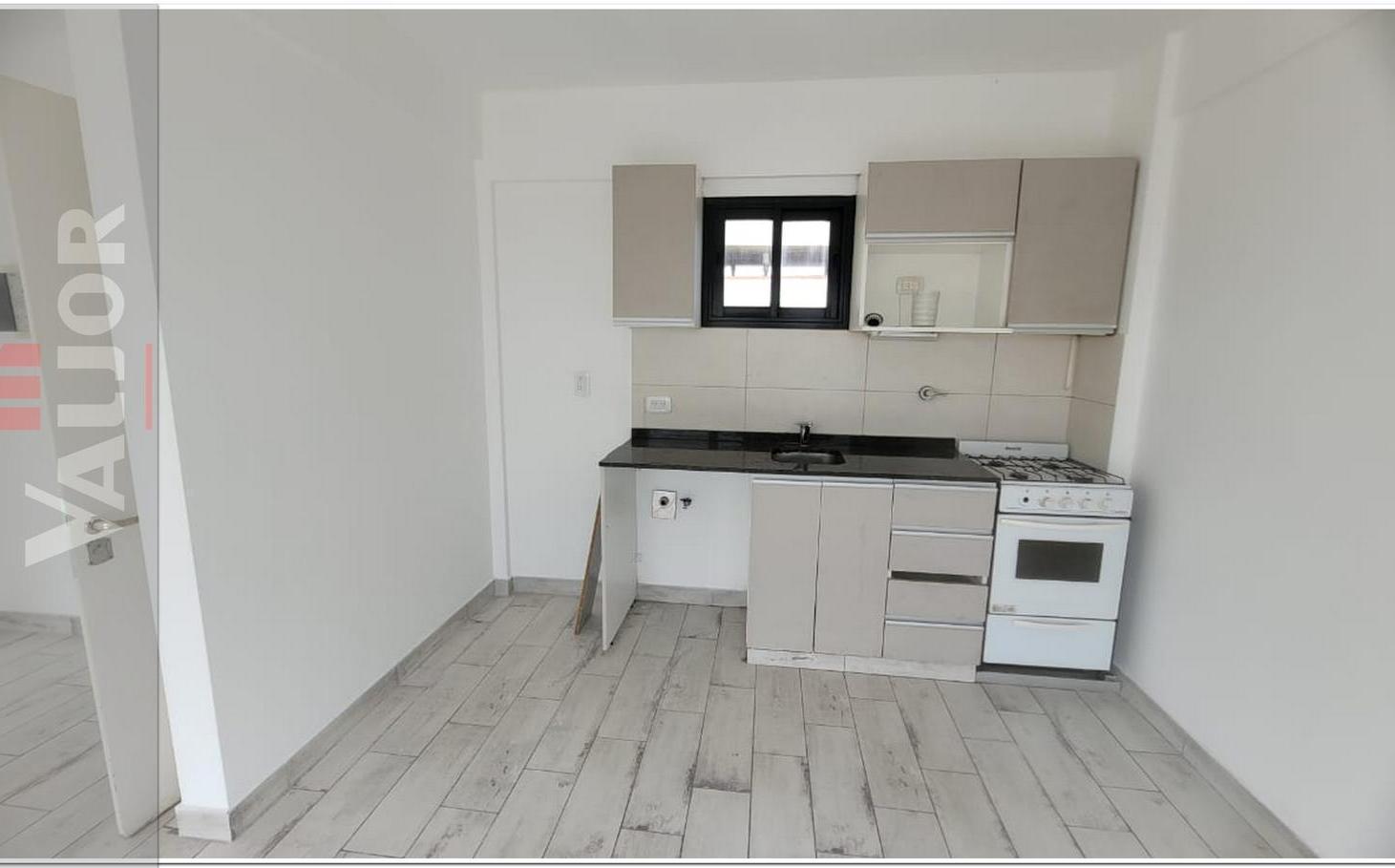Foto de Departamento venta Floresta monoambiente divisible c/balcon - Cochera, imagen 4