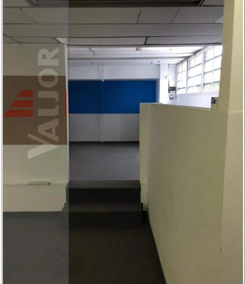 Alvarez Thomas 1800, Deposito y local en 2 plantas c/oficinas y salida a dos calles!!! Alquilado - I 8