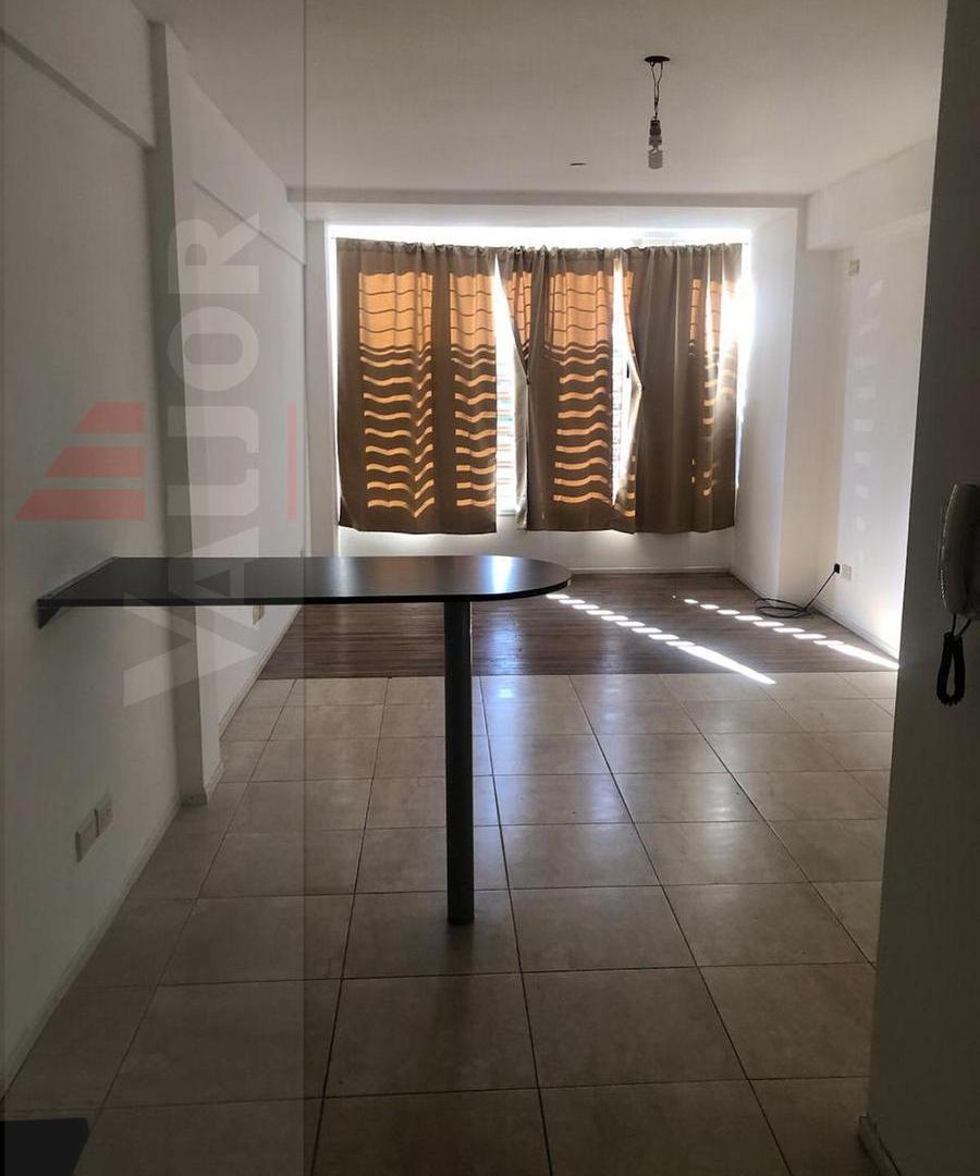 Foto de Departamento en 1 ambiente con patio, imagen 1