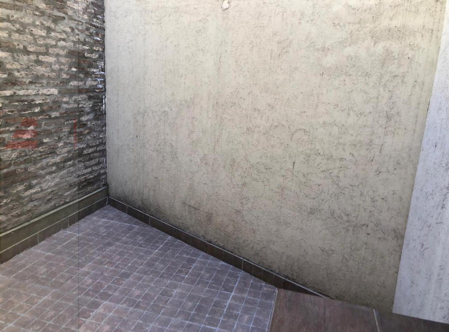Foto de Departamento en 1 ambiente con patio, imagen 3