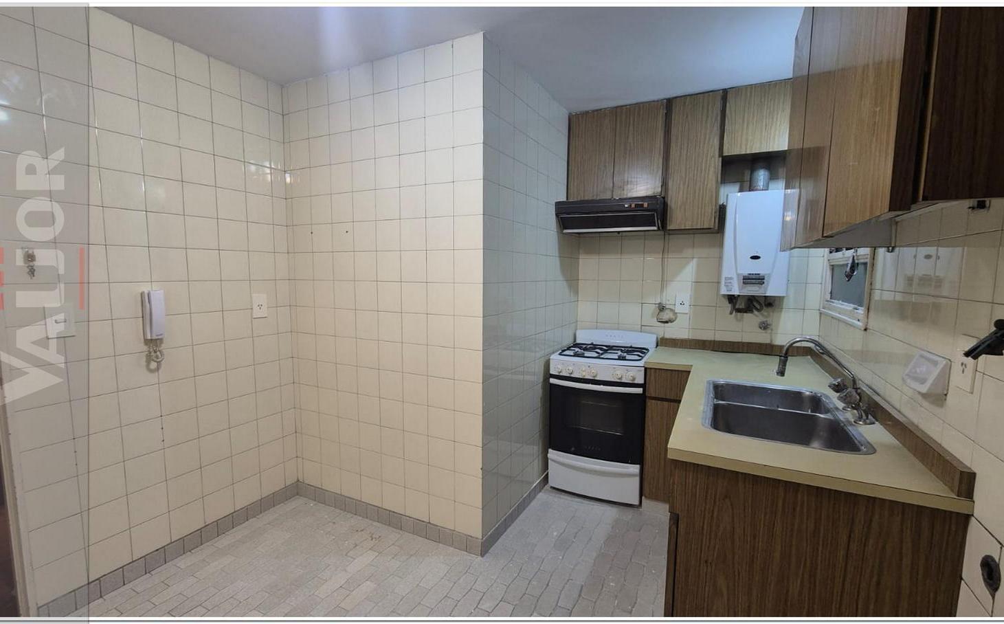 Foto de Departamento 3 amb - al frente c/balcon corrido - Apto Profesional!!!, imagen 5