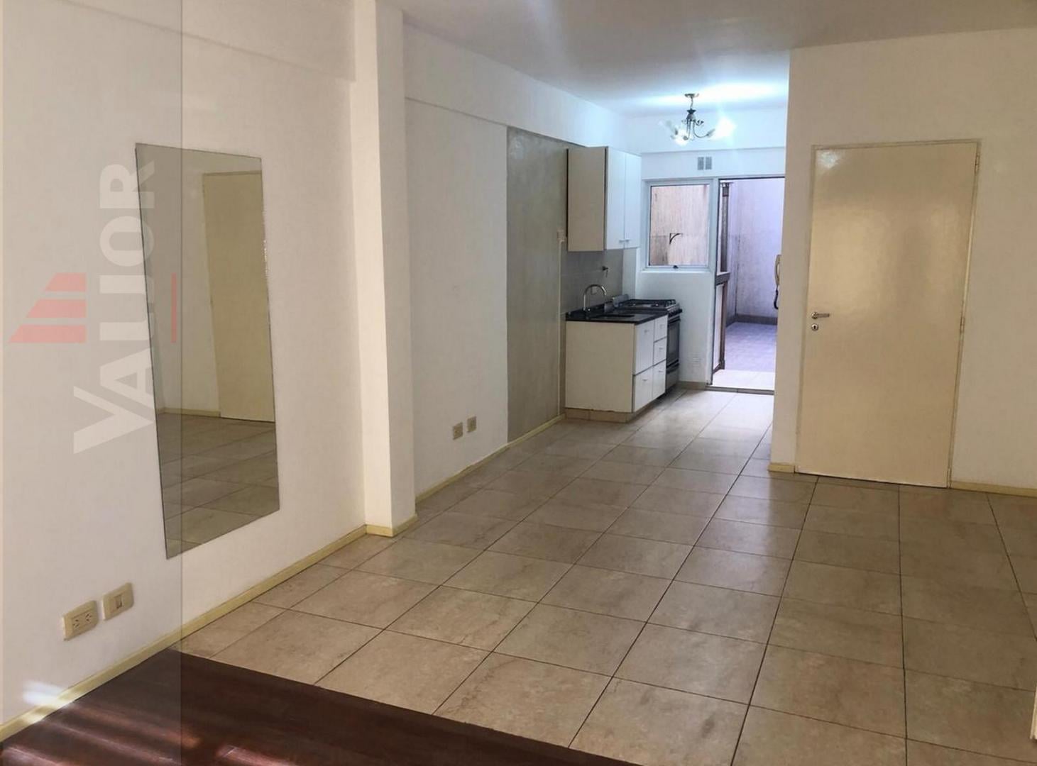 Foto de Departamento en 1 ambiente con patio, imagen 3