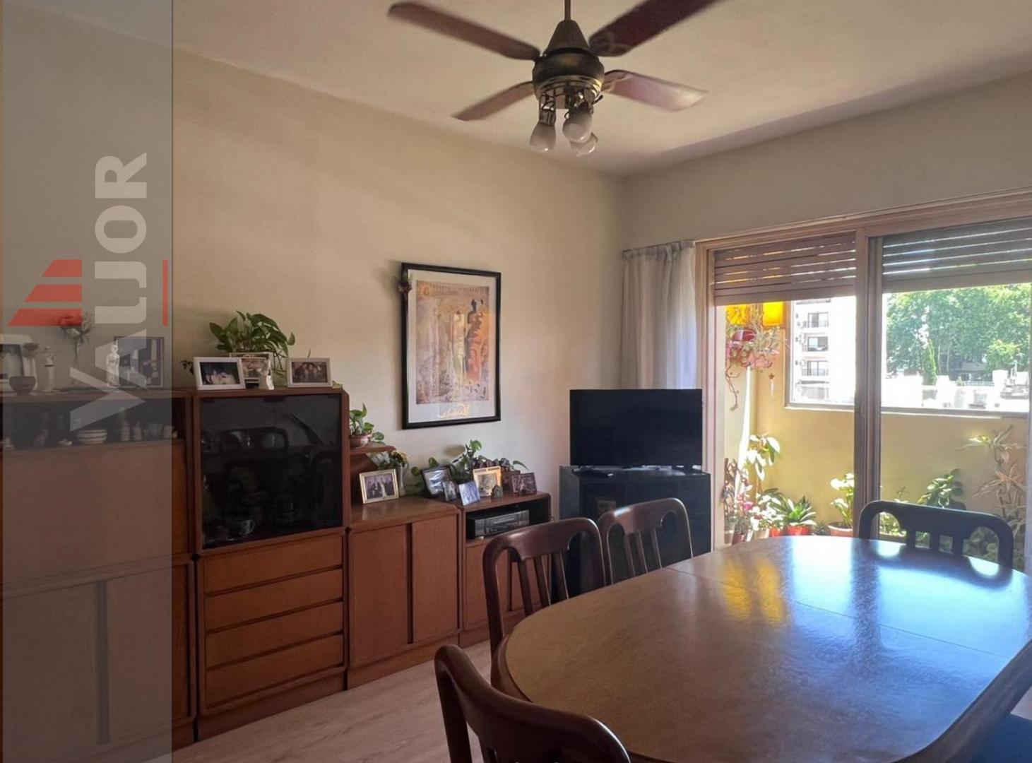 Foto de TRES AMBIENTES AMPLIO Y LUMINOSO EN VILLA SANTA RITA, imagen 3