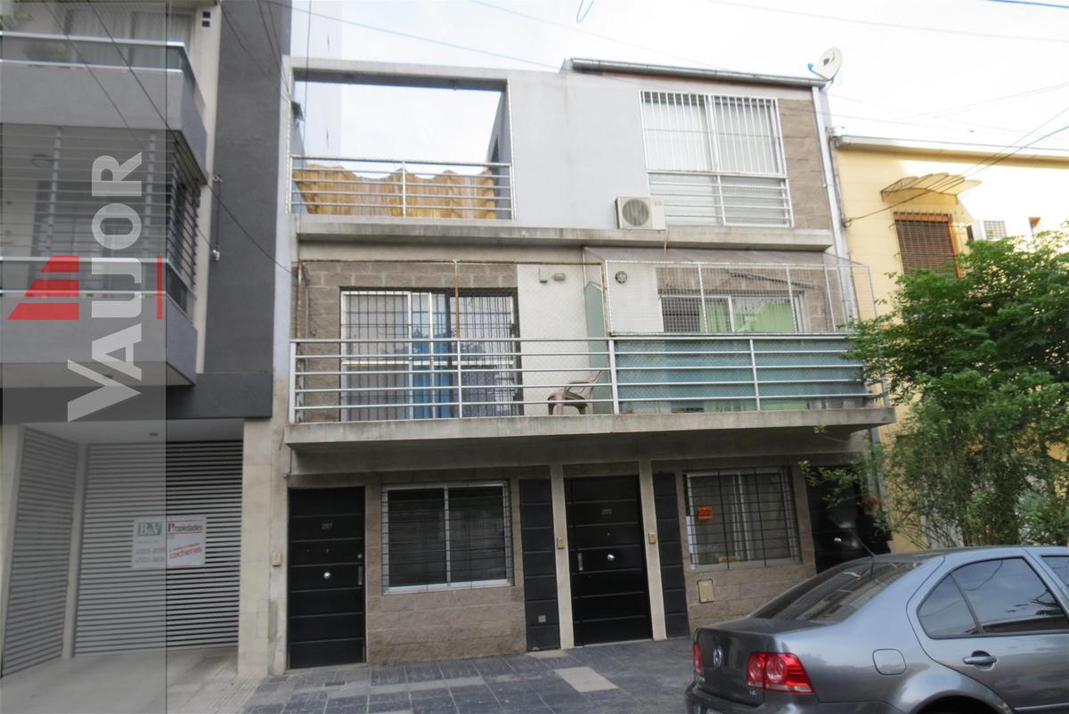 Foto de Departamento Tipo Casa en Duplex al frente de 3 ambientes, imagen 2