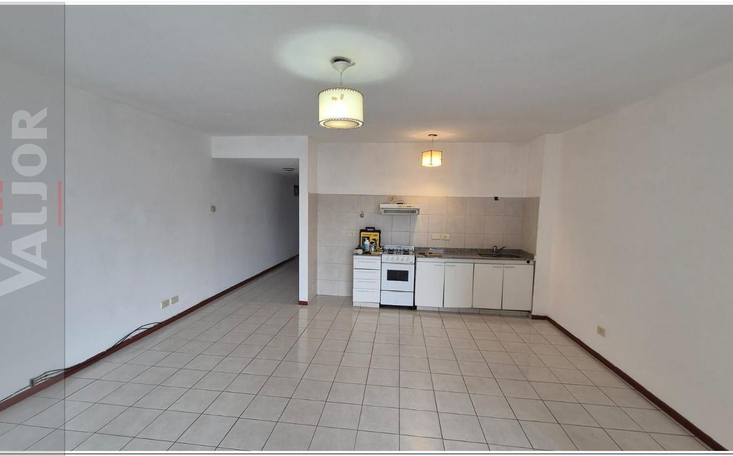 Foto de Departamento 2 Ambiente al frente c/balcon - Apto Profesional, imagen 4