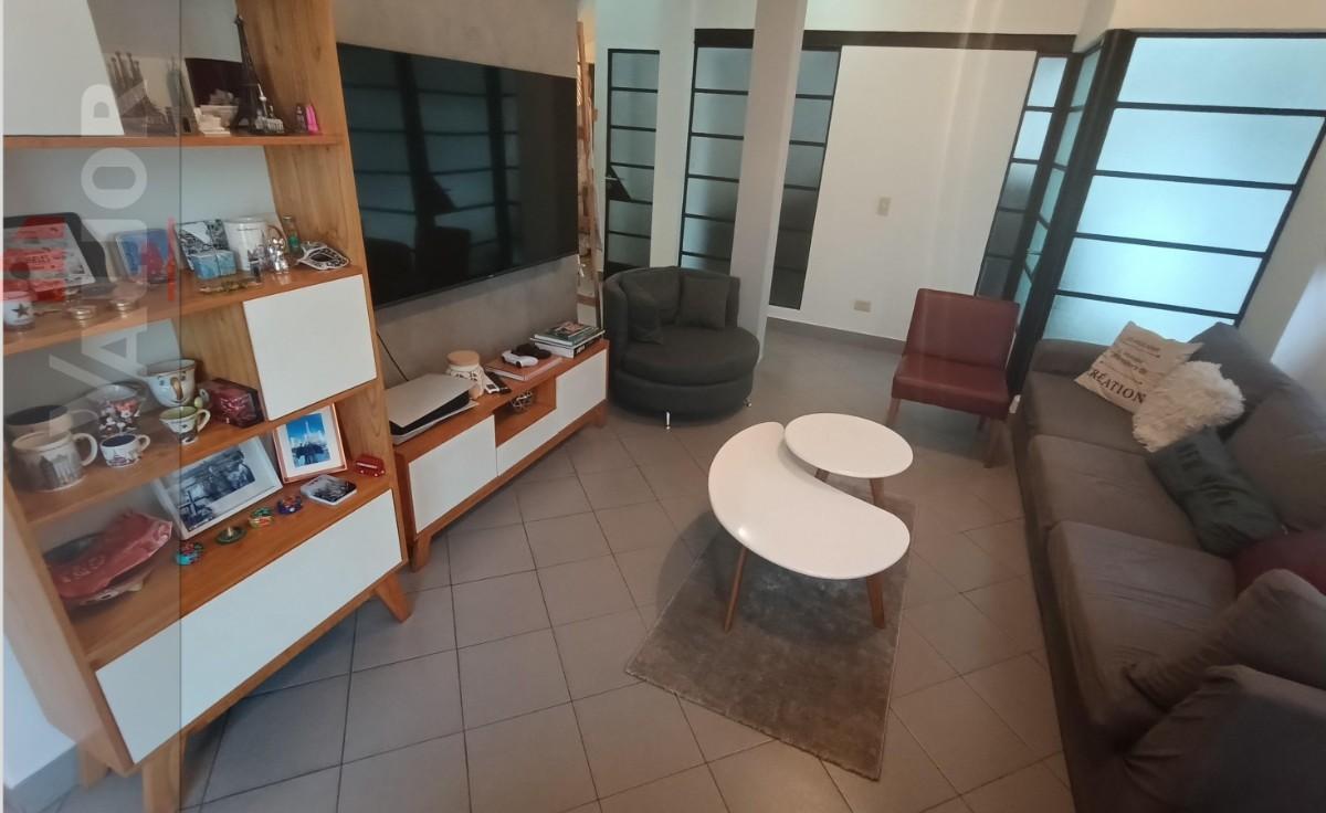 Foto de Venta Casa en lote propio 4 amb. V. Urquiza - 3 dormitorios, imagen 5