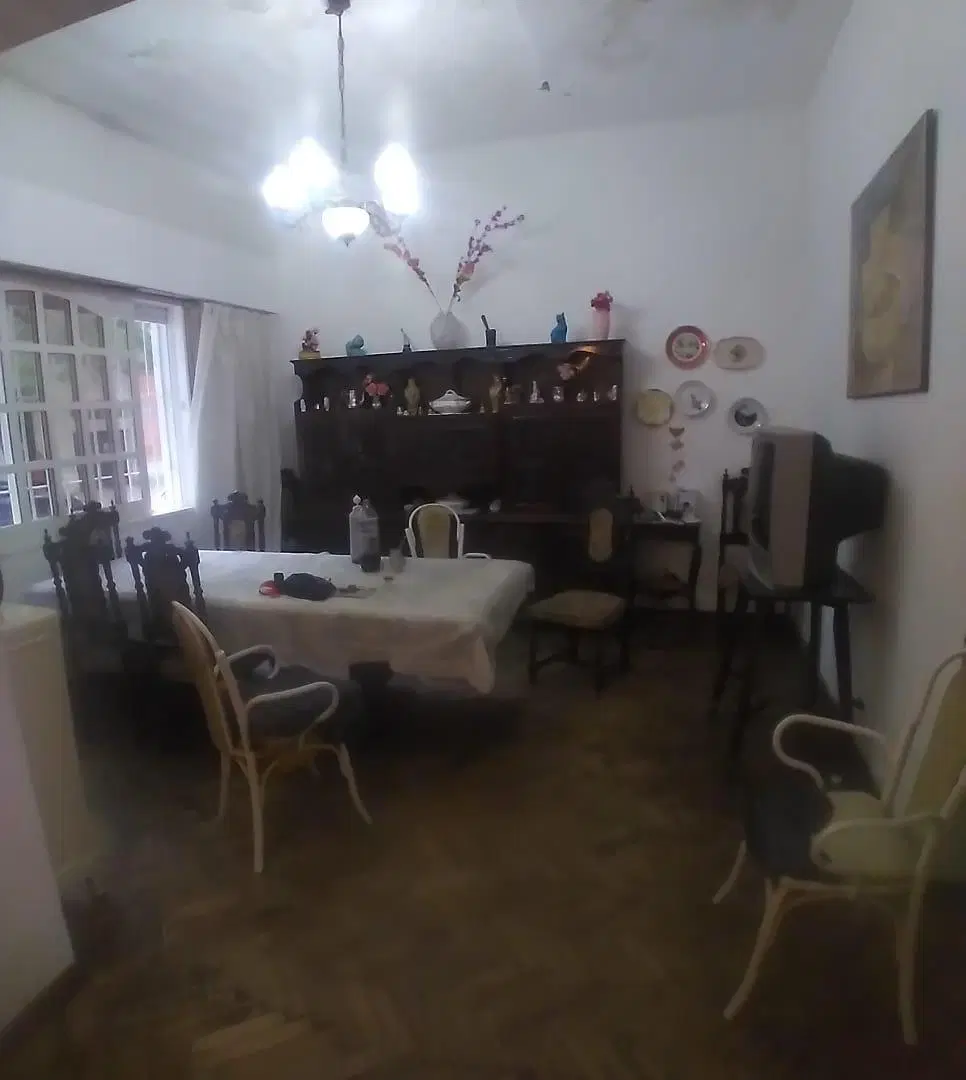 BELGRANO CHICO CASA PARA REFACCIONAR 3