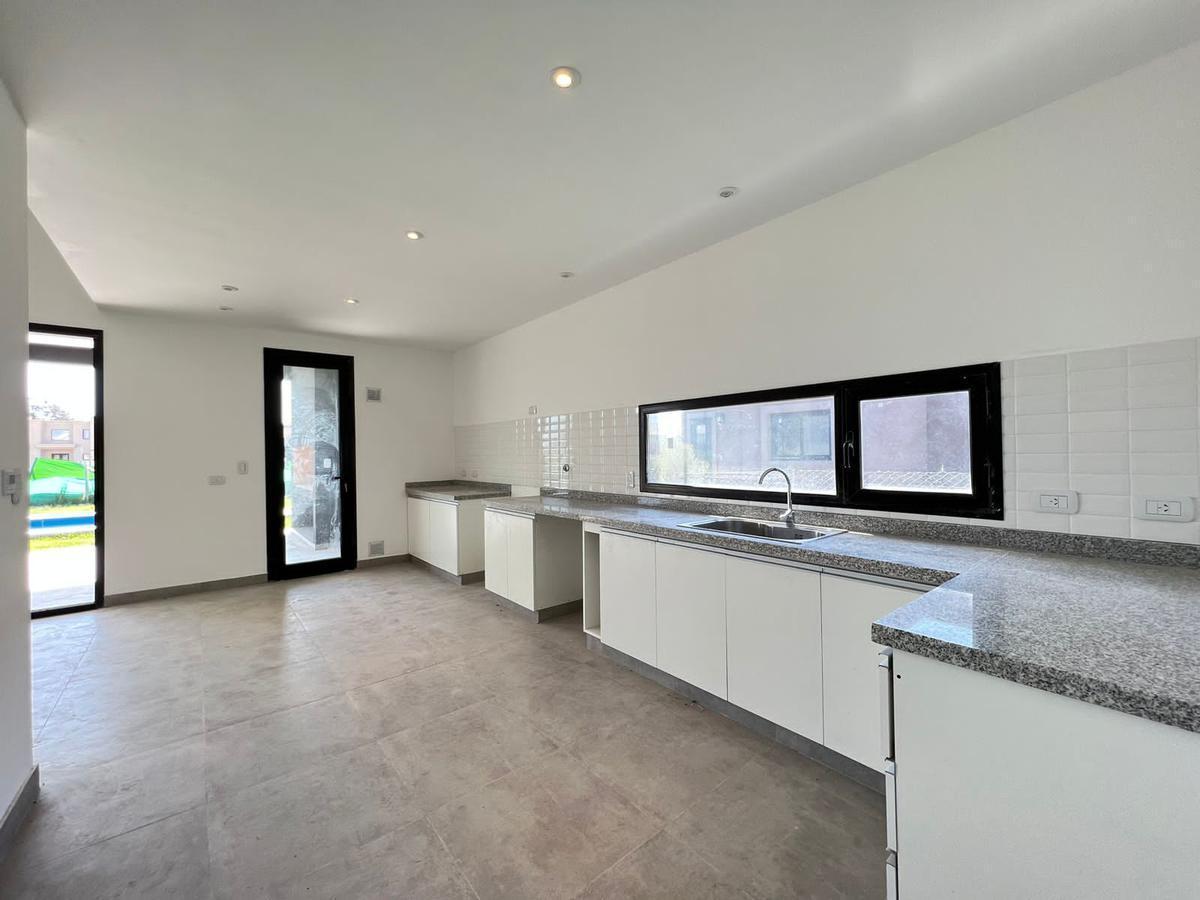 Foto de Casa en Venta en Haras Santa María!, imagen 3