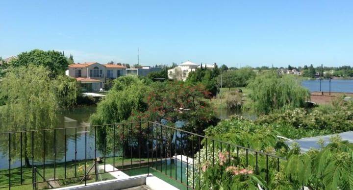 1/12 AL 5/01 - Casa en Alquiler en Santa Bárbara!! 2