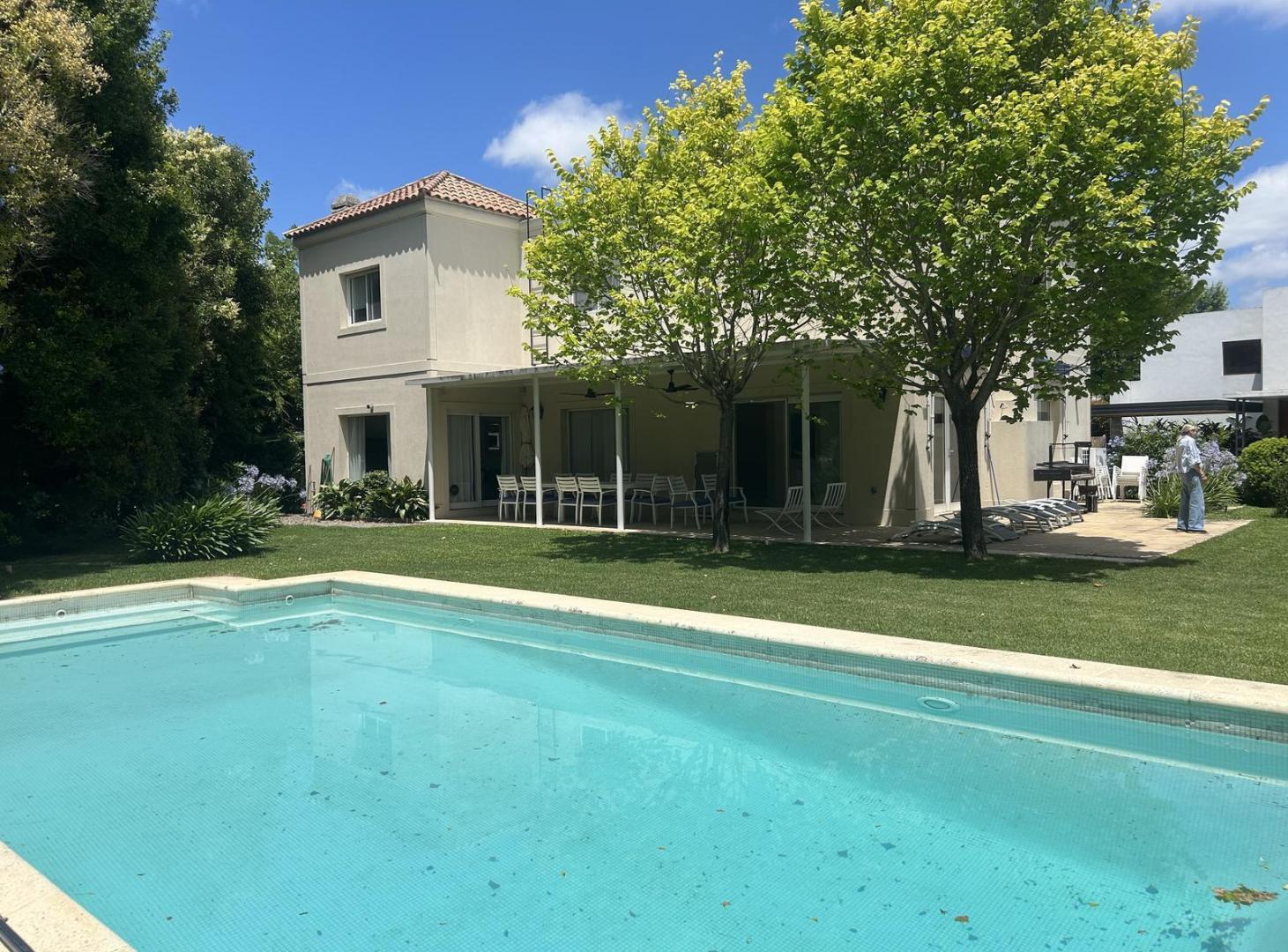 MARZO Y ABRIL - Casa en  Alquiler de Temporada en Santa Bárbara