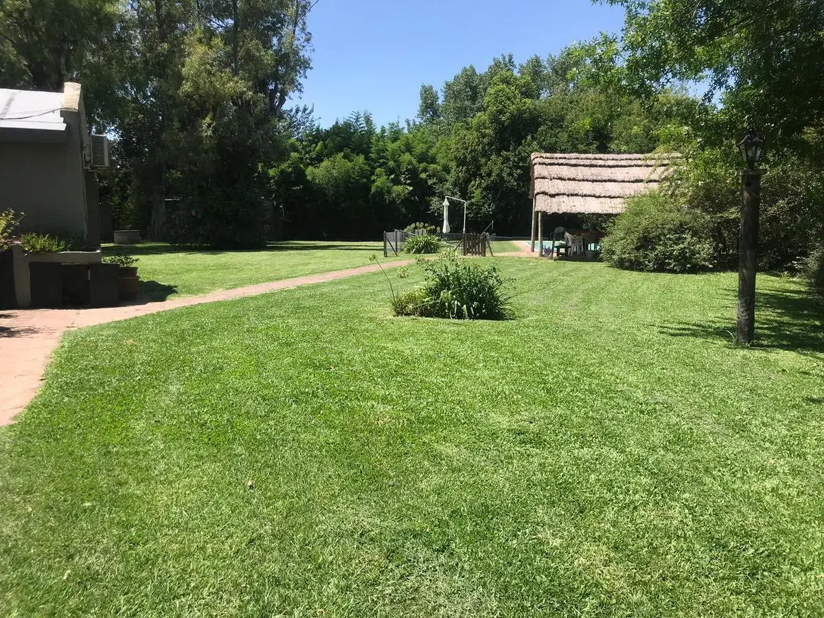 ideal Emprendimiento! Terreno de 4.100 mt2 con Casa! 1