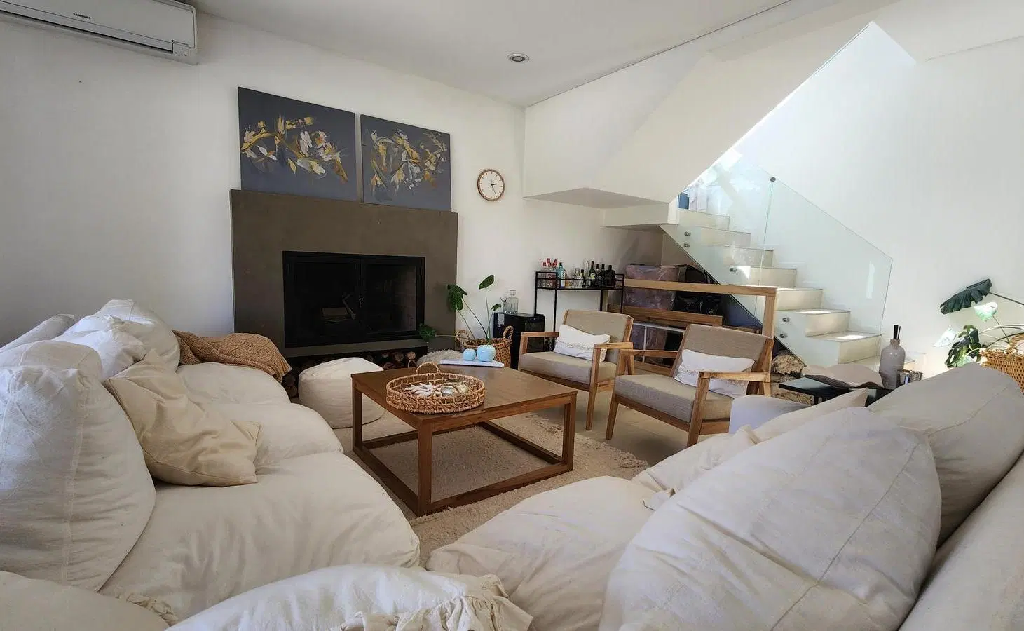 Moderna Casa en venta en Barbarita 5