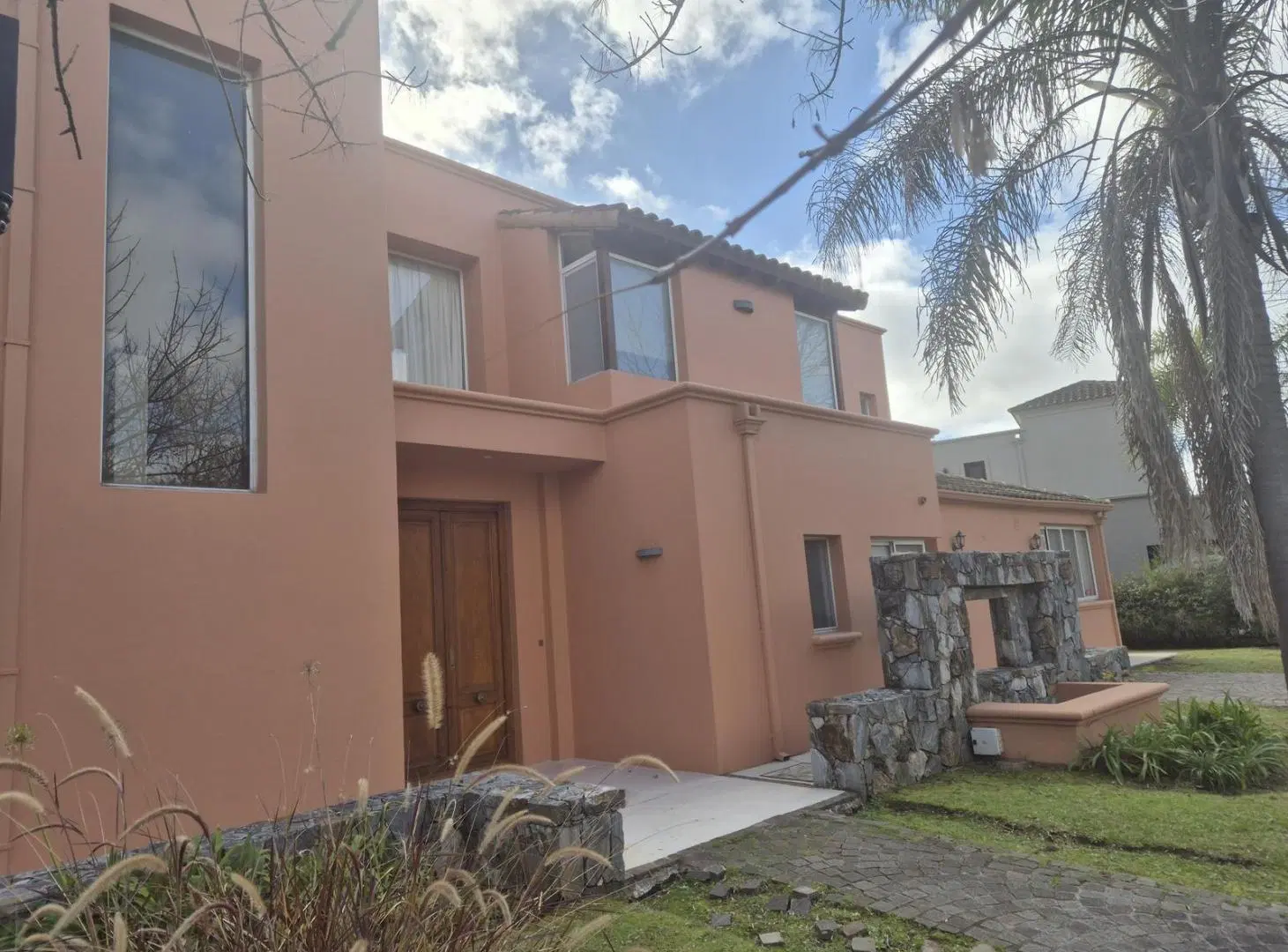 Casa Estilo Sante Fe en Venta en Santa Barbara 4