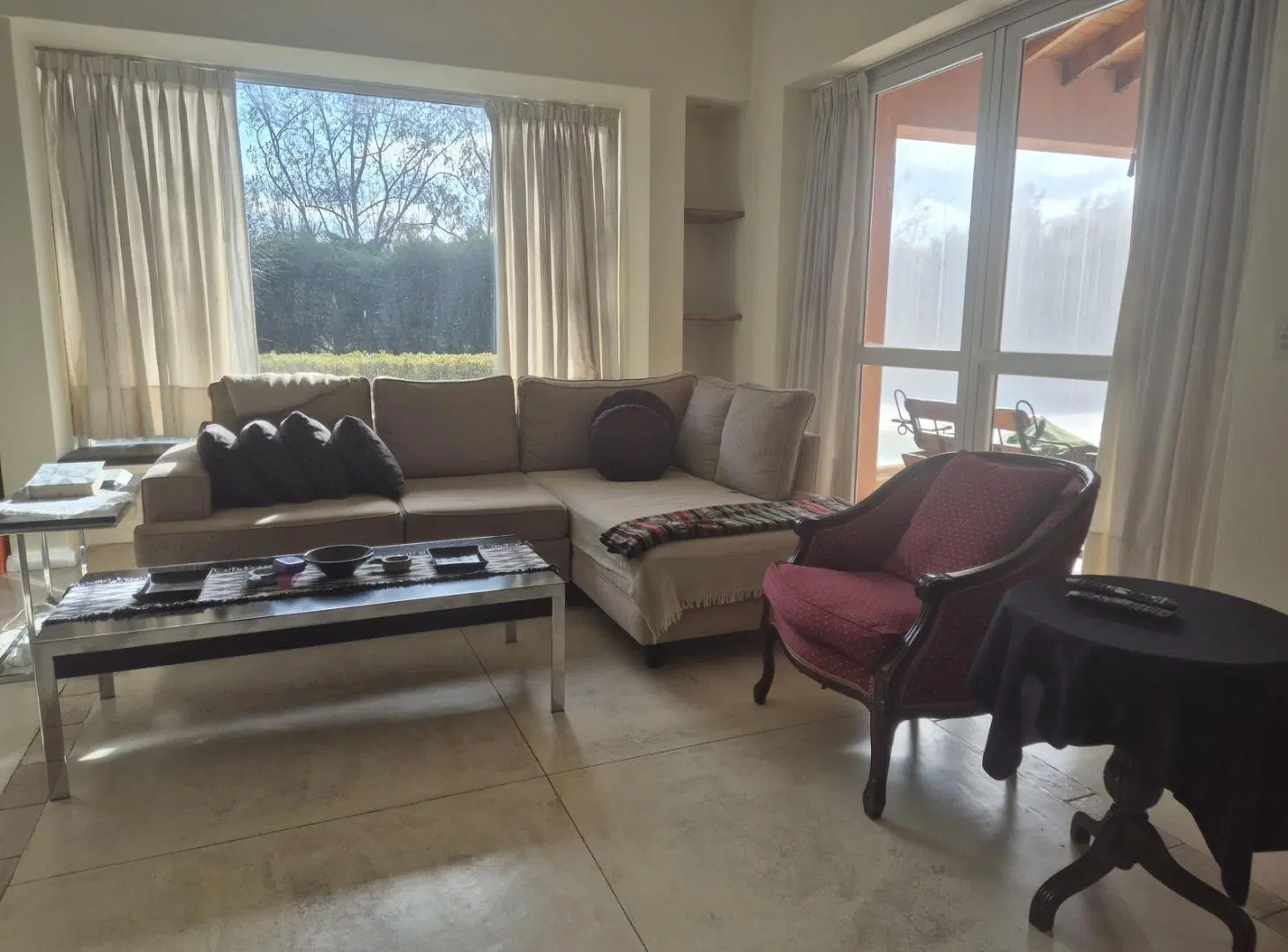 Casa Estilo Sante Fe en Venta en Santa Barbara 5