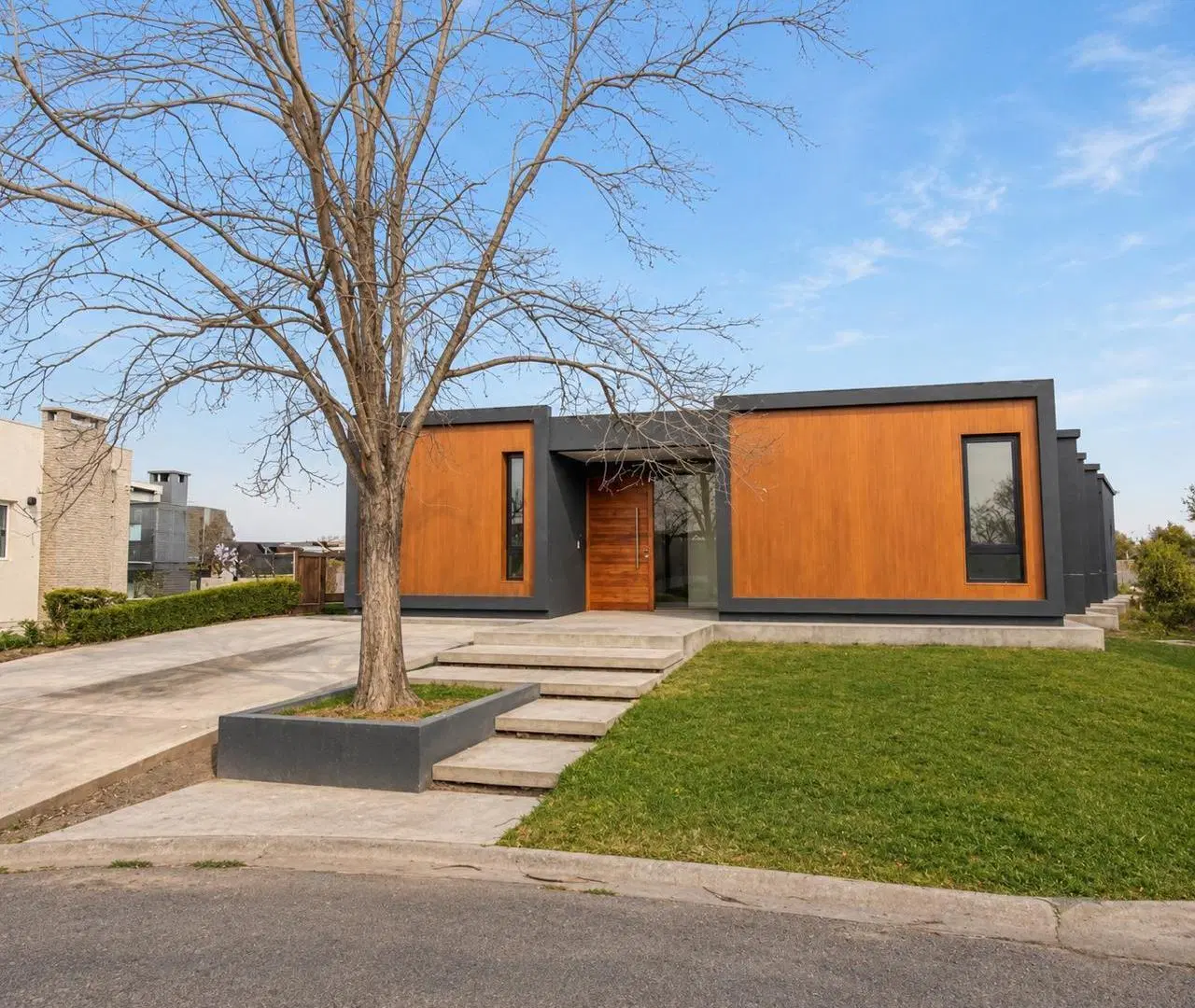 Casa al Lago en Venta en El Canton - Golf 5